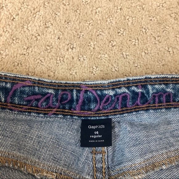 Gap Kids Embroidered Butterfly Denim Shorts - Picture 5 of 5